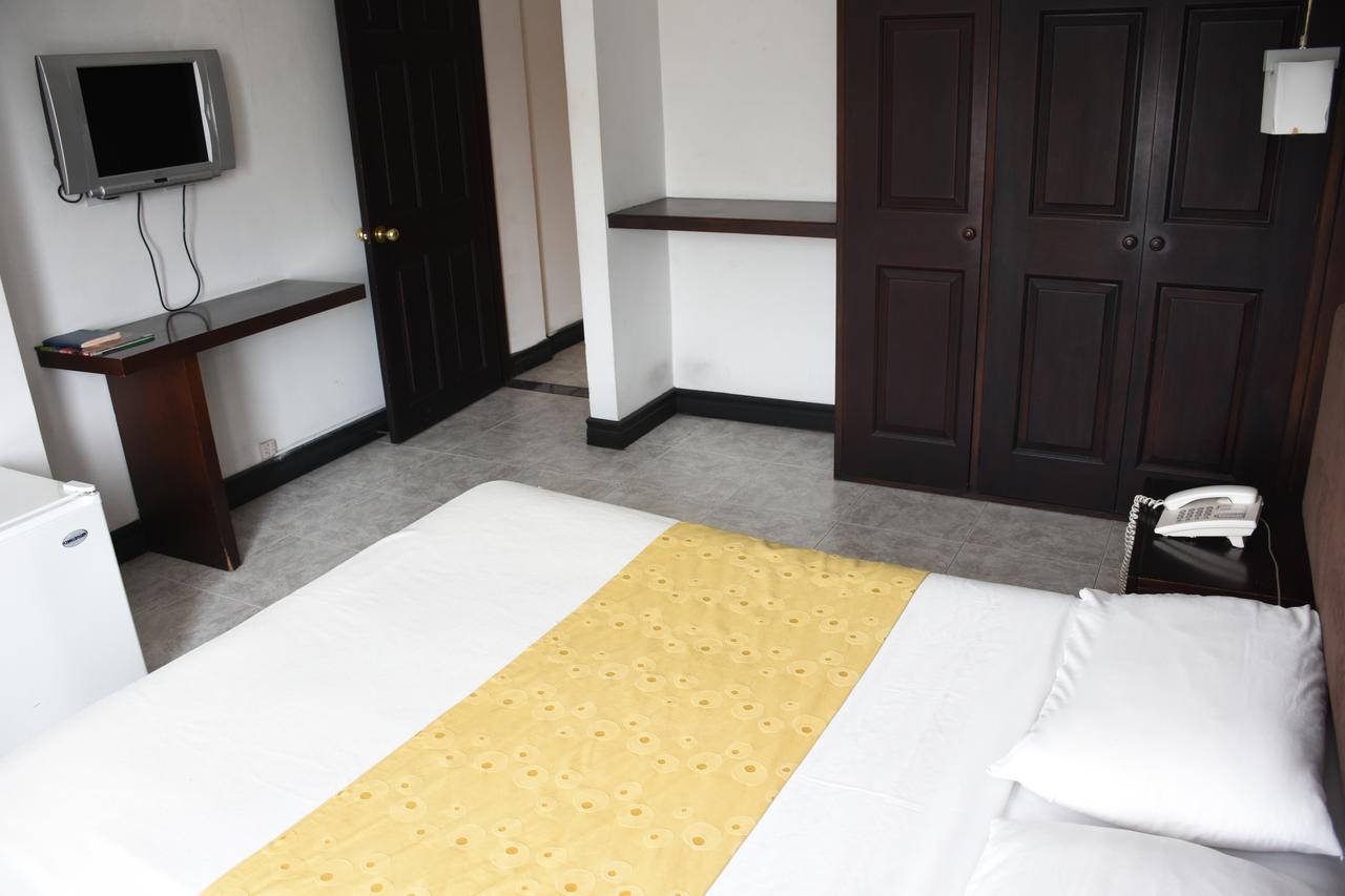 Hotel Palma Viva Armenia  Bagian luar foto